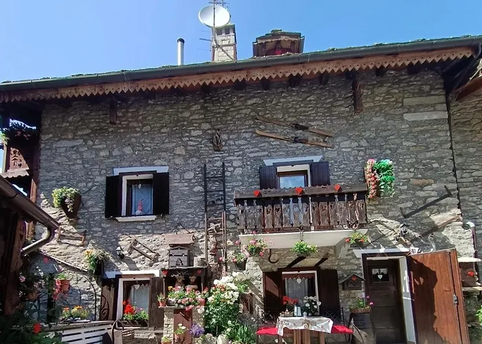 Apartment Le Grenier De Olga E Mario *